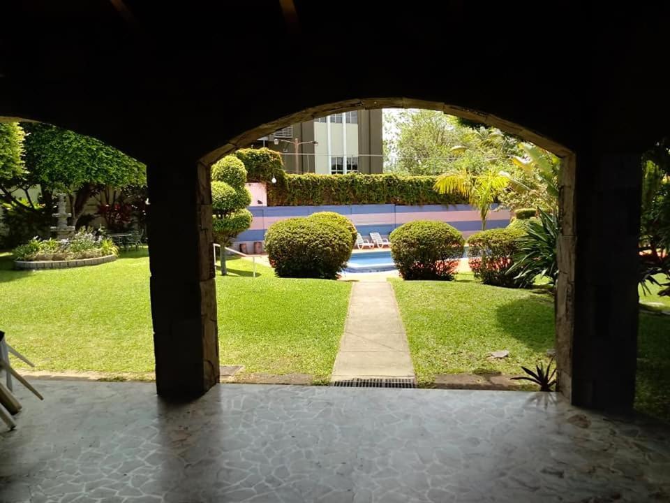 Hotel Alamo Internacional San Salvador Exterior foto
