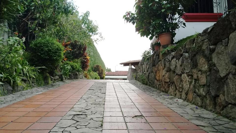 Hotel Alamo Internacional San Salvador Exterior foto
