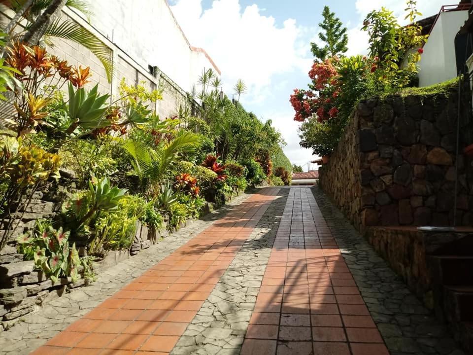 Hotel Alamo Internacional San Salvador Exterior foto